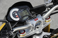 Aprilia TUONO 1000 V4 R APRC