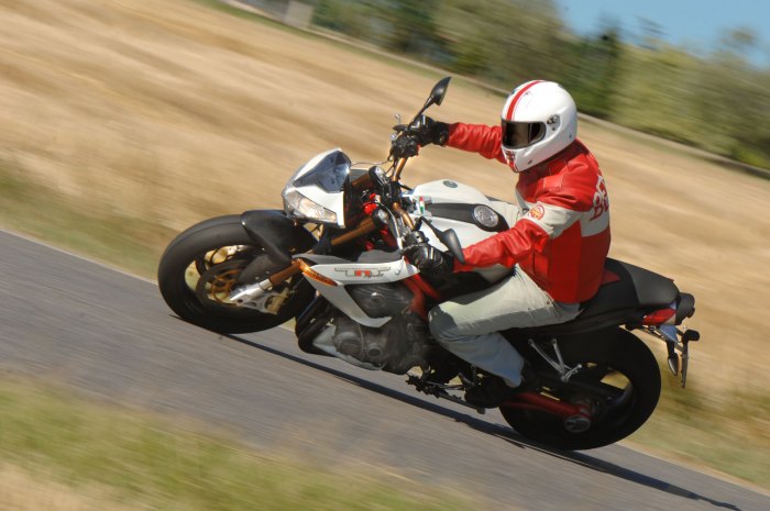 Galerie - Benelli 1130 TnT SPORT