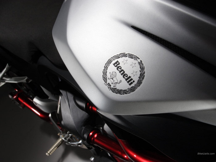 Galerie - Benelli TnT 1130 Tornado Naked Tre TITANIUM