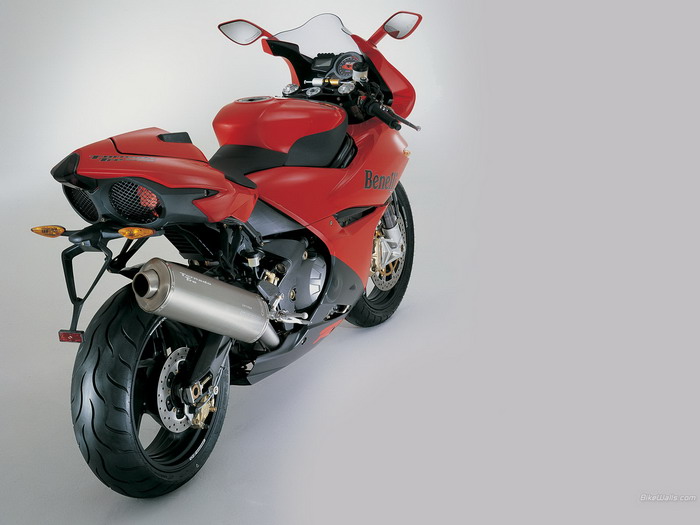 Galerie - Benelli Tornado 900 RS