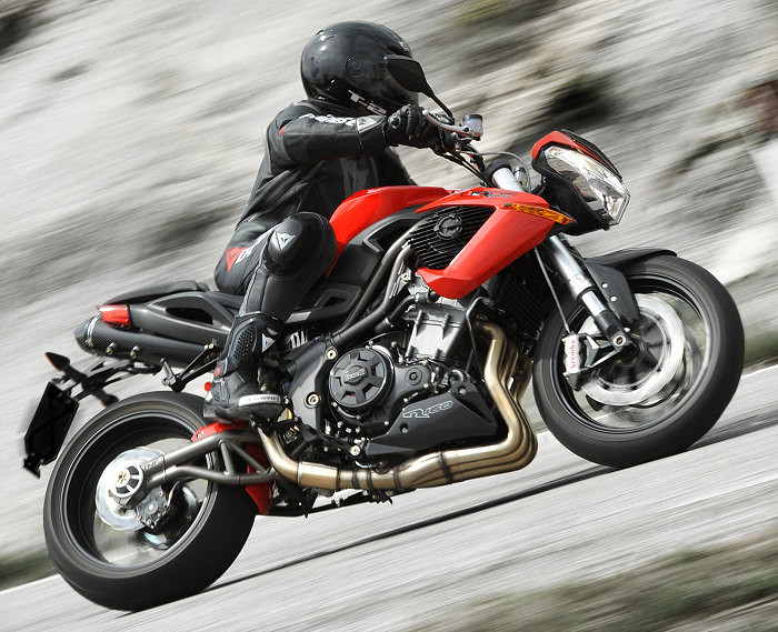 Galerie - Benelli 1130 TNT R160