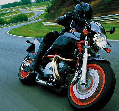 Buell M2 1200 Cyclone 2001 - Fiche moto - 