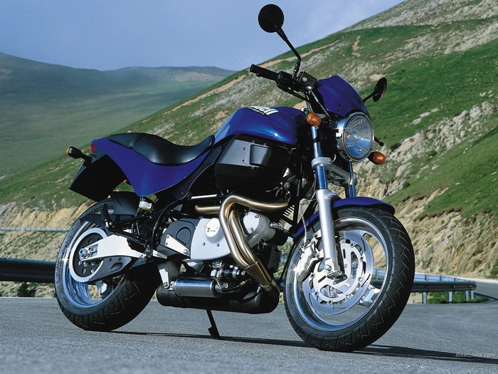 Galerie - Buell M2 1200 Cyclone