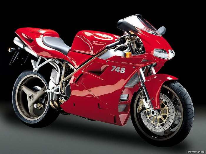 Galerie - Ducati 748
