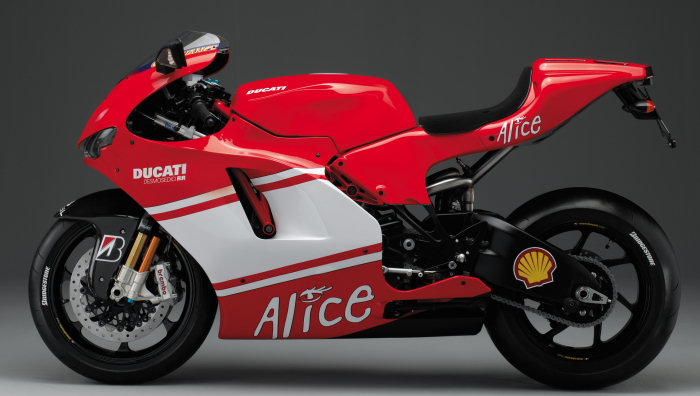 Galerie - Ducati DESMOSEDICI 1000 RR
