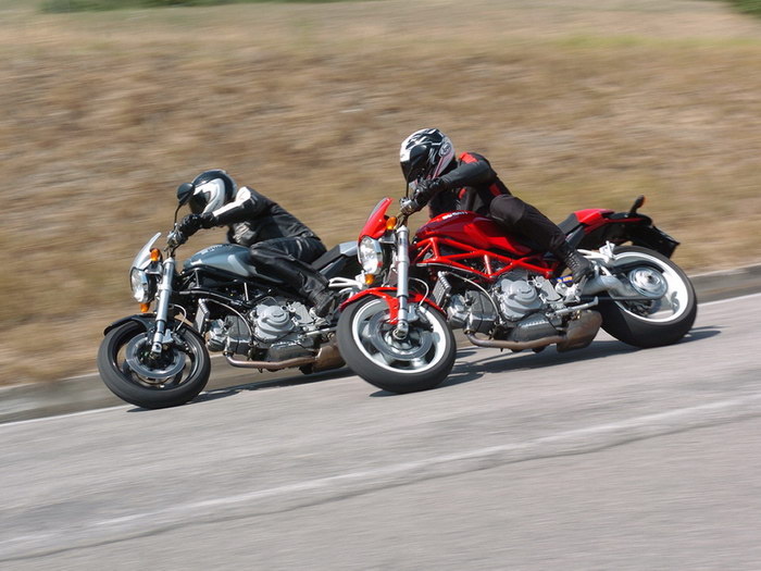 Galerie - Ducati Monster 1000 S2R