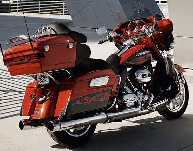 Harley-Davidson CVO ELECTRA GLIDE ULTRA CLASSIC 1800 FLHTCUSE5 Harley-Davidson CVO ELECTRA GLIDE ULTRA CLASSIC 1800 FLHTCUSE5
