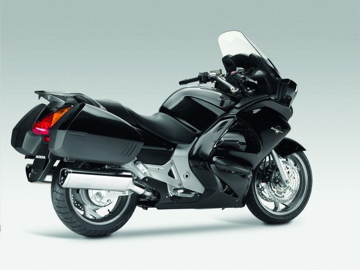 Galerie - Honda ST 1300 PAN EUROPEAN