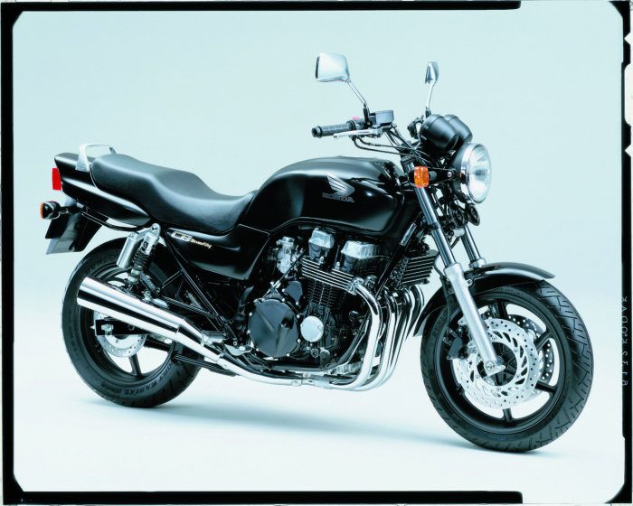 Galerie - Honda CB 750 SEVEN FIFTY