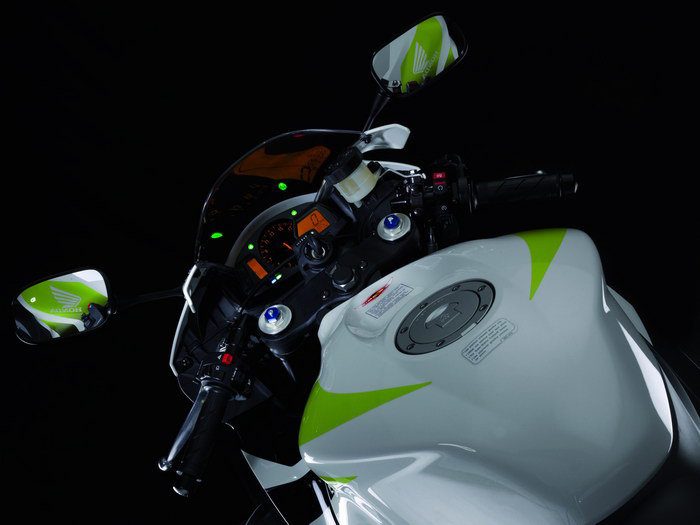 Galerie - Honda CBR 600 RR édition HANNspree Ten Kate