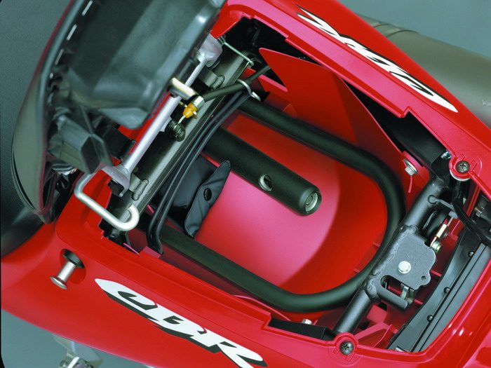 Galerie - Honda CBR 900 RR FIREBLADE