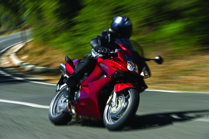 Galerie - Honda VFR 800 V-TEC  RC 46 II