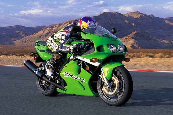 Galerie - Kawasaki 750 ZX-7 R