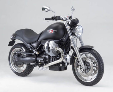 MOTO-GUZZI 940 CUSTOM