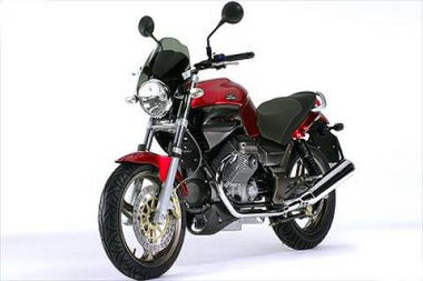 MOTO-GUZZI 750 BREVA