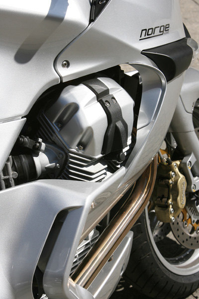 Galerie - Moto-Guzzi NORGE 1200