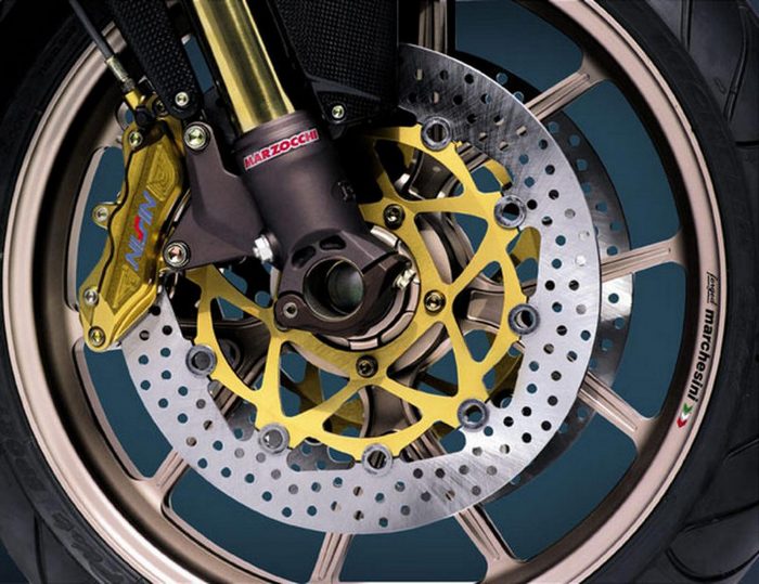 Galerie - MV-Agusta F4 1000 S AGO
