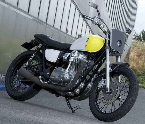Starck revisite la Kawasaki W 800 en dirt-track. - Actualit� moto