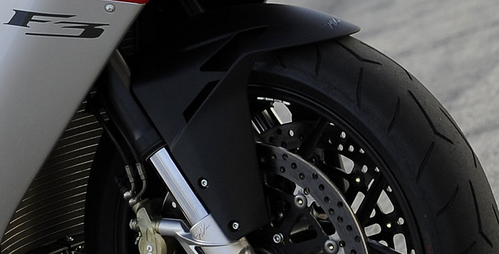 MV_Agusta_F3-monte-pirelli-2