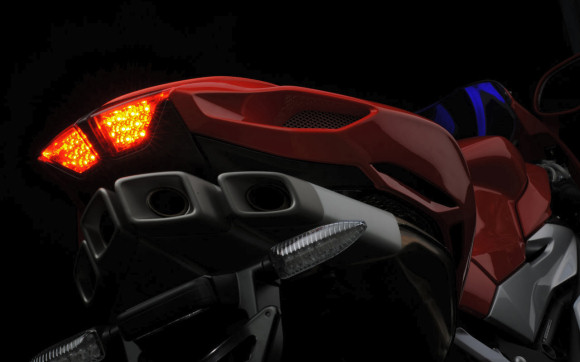 186 chevaux pour la nouvelle MV-Agusta F4 1000 de 2010.