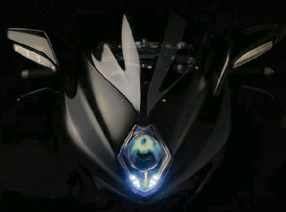 186 chevaux pour la nouvelle MV-Agusta F4 1000 de 2010.