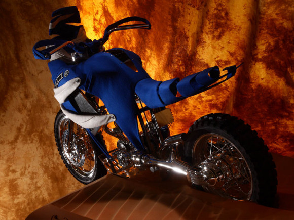 2010 – Le Yamaha Super Ténéré 1200 prépare son arrivée.