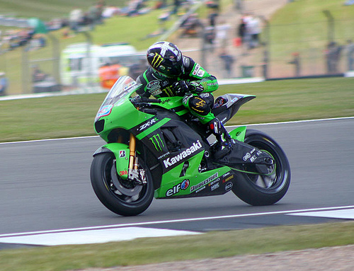 Kawasaki suspend ses activités MotoGP pour 2009.