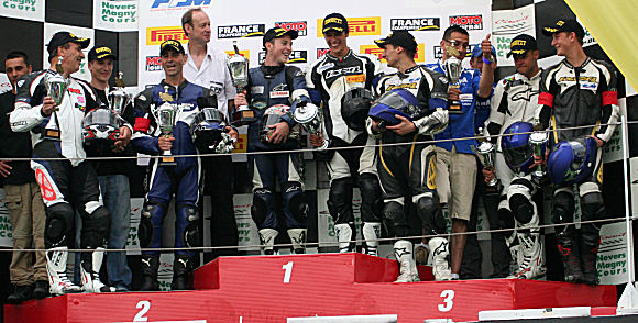La MV-Agusta du MRT 14 se distingue au Championnat de France d'Endurance.