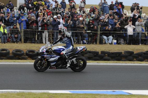 Victoire et 2eme place - Haga prend le controle de l'Australie et du SBK 2009.