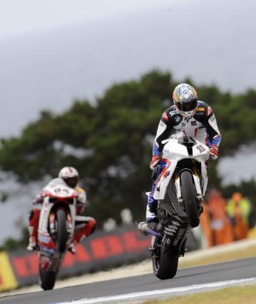 Victoire et 2eme place - Haga prend le controle de l'Australie et du SBK 2009.