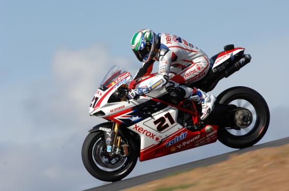 26eme Superpole pour Troy Bayliss - Grosses bagarres en vue au Portugal en SBK.