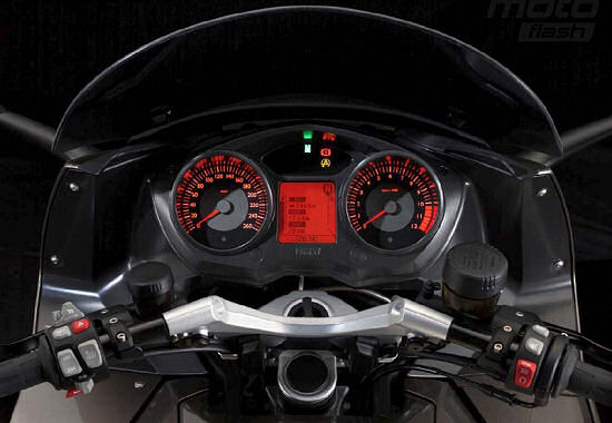 2009 - Nouvelles BMW série K 1300 en version S, R et GT.
