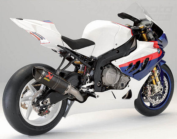 2009 BMW-SBK : Beheme présente sa S 1000 RR avec ses peintures de guerre.