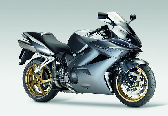 2009 - La Honda 800 VFR reste de marbre... gravée dans son histoire ?