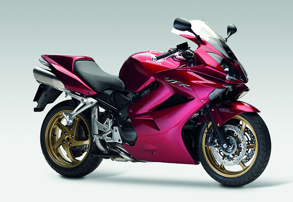 2009 - La Honda 800 VFR reste de marbre... gravée dans son histoire ?