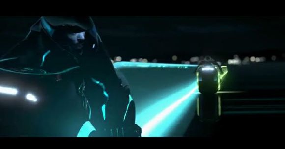 Tron Legacy - Le retour des bolides virtuels.