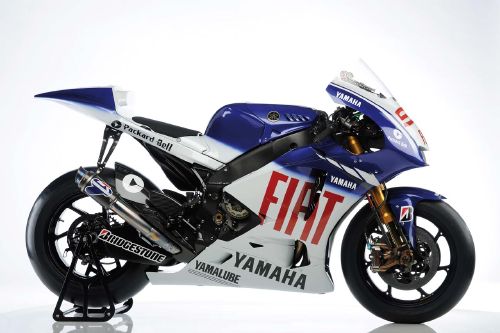 Présentation officielle de la YZF-M1 2009.