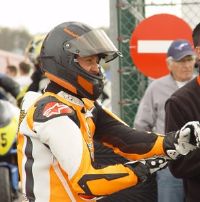 Michael Schumacher hospitalisé suite à une chute à moto.