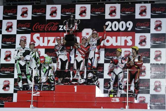 Victoire de Yoshimura Suzuki aux 8 heures de Suzuka.