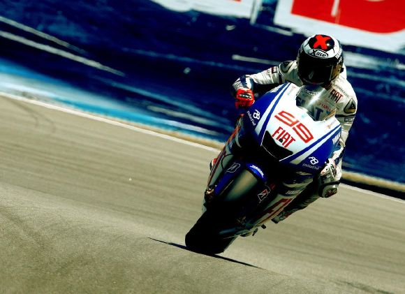 MotoGP/USA - Lorenzo chute, décroche la pole, et rechute.