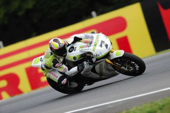 WSBK/Brno - Biaggi décroche la pole provisiore