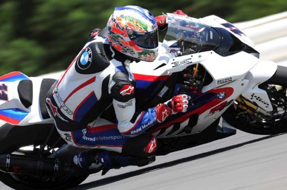 WSBK/Brno - Biaggi décroche la pole provisiore