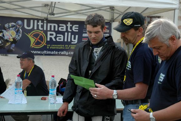 Coup d'envoi de la première édition de l'Ultimate Rally.