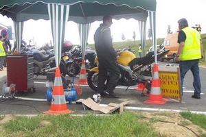 Les Relais Calmos ! sur la route du GP de France.