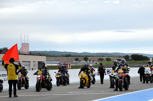 Dark Dog Moto Tour/J7 - Denis Bouan reprend les commandes.