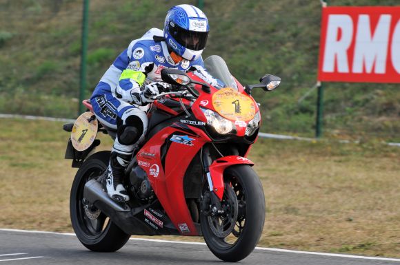 Dark Dog Moto Tour/J2 - Denis Bouan domine la spéciale de Magny-Cours.