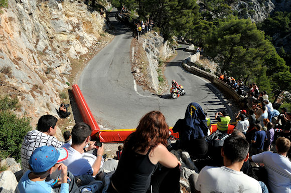 Denis Bouan remporte la 7ème édition du Dark Dog Moto Tour.