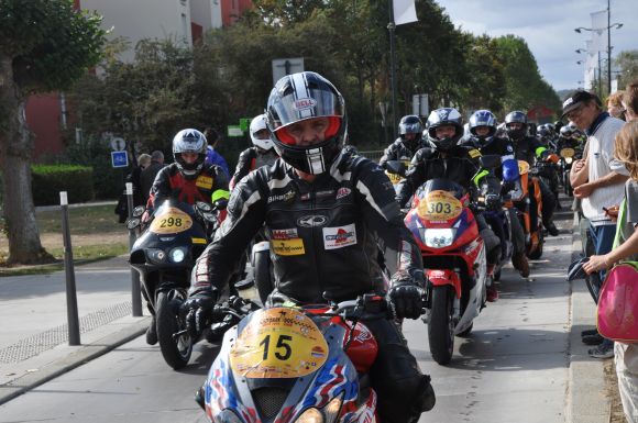 Dark Dog Moto Tour/J1 - Résumé de la première journée.