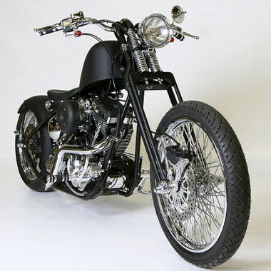 Saxon 1600 HENCHMAN 2010 - Fiche moto - 