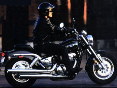 http://www.motoplanete.com/suzuki/VZ800Marauder.jpg